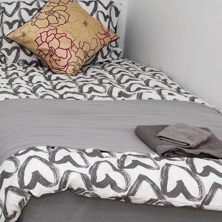 Comfortable Stay In Shirley, Solihull - Room 3 Εξωτερικό φωτογραφία