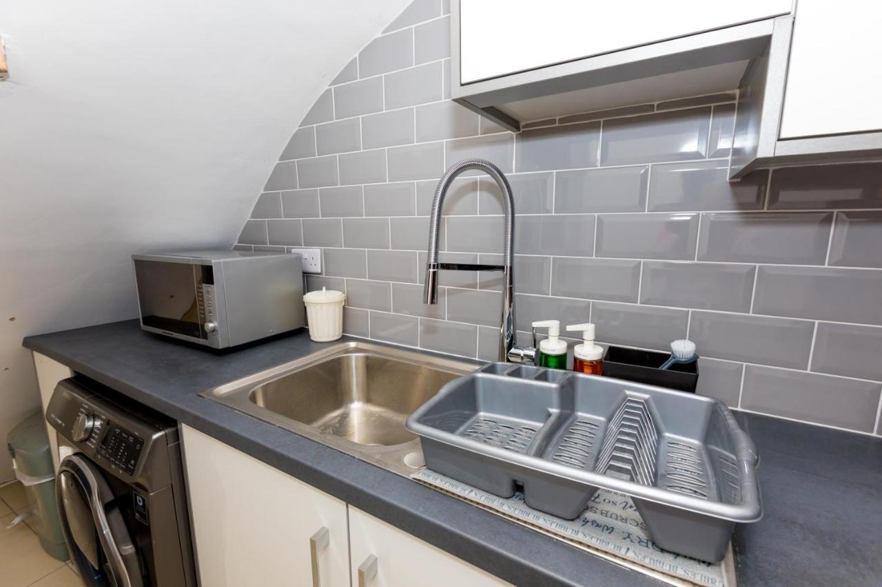 Comfortable Stay In Shirley, Solihull - Room 3 Εξωτερικό φωτογραφία